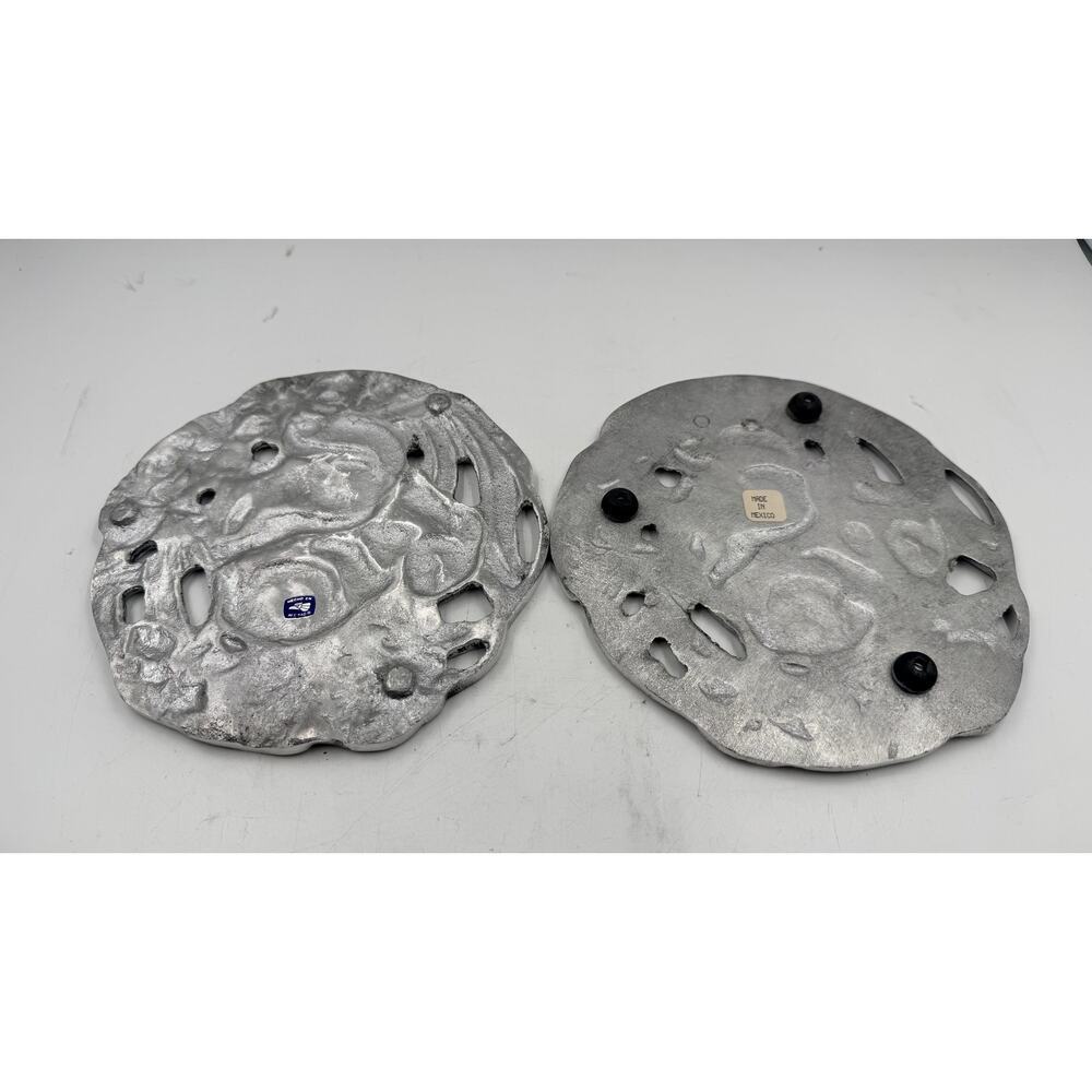 Set of 2 Vintage Arthur Court Bunny Trivet: 1995 Cast Aluminum Floral Design - Picture 4 of 5